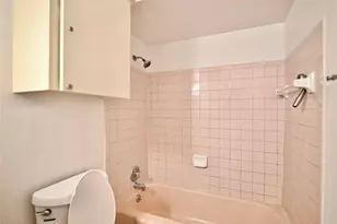 7714 Renwick Dr, Houston, TX 77081 - Photo 19