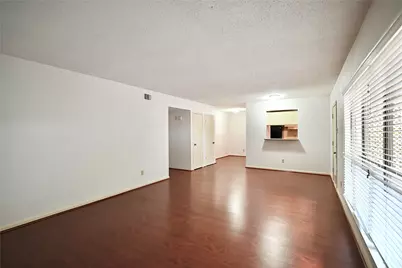7714 Renwick Dr #H57, Houston, TX 77081 - Photo 7