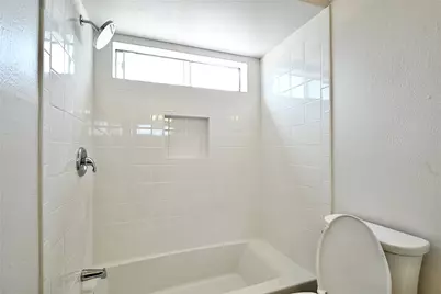 7714 Renwick Dr #H57, Houston, TX 77081 - Photo 15
