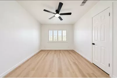 6642 Heron Drive, Houston, TX 77087 - Photo 19