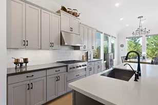 29011 Harbor Springs Ct, Fulshear, TX 77441 - Photo 17