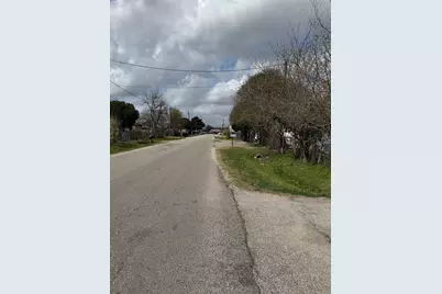 219 Dale Street, Houston, TX 77060 - Photo 3