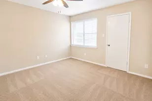2506 Radcliffe Dr, Sugar Land, TX 77498 - Photo 5