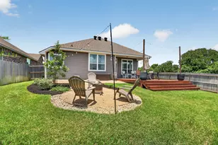 932 Wild Vine Pass, Brenham, TX 77833 - Photo 5