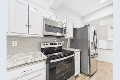 5333 Richmond Avenue #11, Houston, TX 77056 - Photo 11