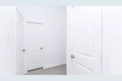 2206 Diagonal Ln, Houston, TX 77051 - Photo 9