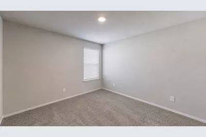 1018 Sycamore Drive, Rosharon, TX 77583 - Photo 11