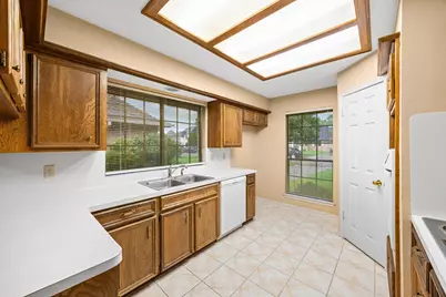 9907 Sagegreen Drive, Houston, TX 77089 - Photo 11