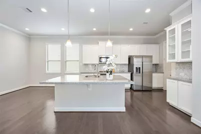 9603 Cambridge Manor Lane, Houston, TX 77045 - Photo 9