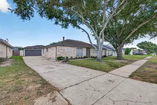 6914 Rockergate Dr, Missouri City, TX 77489 - Photo 3