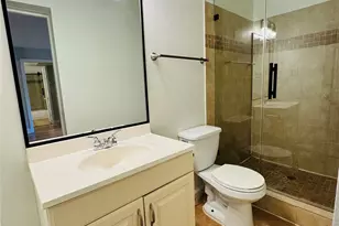 4901 Milam St, Houston, TX 77006 - Photo 9