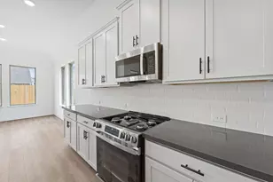 32026 Indigo Brush Ln, Waller, TX 77484 - Photo 3