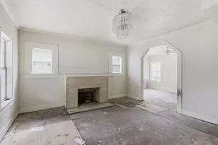 1655 Hawthorne St, Houston, TX 77006 - Photo 5
