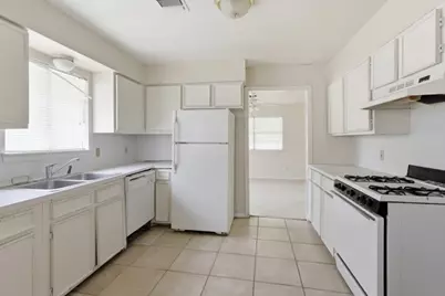 1655 Hawthorne Street, Houston, TX 77006 - Photo 21