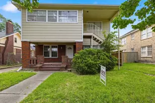1655 Hawthorne St, Houston, TX 77006 - Photo 1