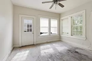 1655 Hawthorne St, Houston, TX 77006 - Photo 13