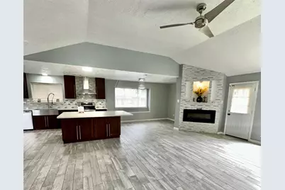 2115 Barrington Place Drive, Sugar Land, TX 77478 - Photo 5