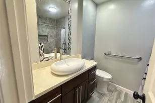 2115 Barrington Pl Dr, Sugar Land, TX 77478 - Photo 21