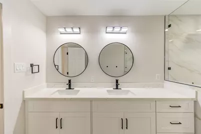 4314 Nenana Drive, Houston, TX 77035 - Photo 35