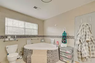 5711 Hummingbird St, Houston, TX 77096 - Photo 19