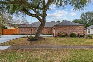 16006 Brookvilla Dr, Houston, TX 77059 - Photo 33