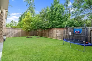 19 Silver Rock Dr, Tomball, TX 77375 - Photo 13
