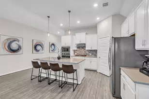 1936 Canyon Live Oak St, Conroe, TX 77304 - Photo 5