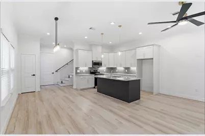 7805 Dyer St, Houston, TX 77088 - Photo 5