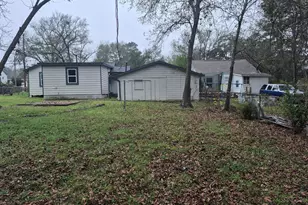 1017 Hazel Ave, Huntsville, TX 77320 - Photo 7