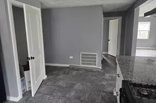 1017 Hazel Ave, Huntsville, TX 77320 - Photo 13