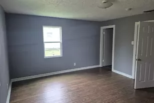 1017 Hazel Ave, Huntsville, TX 77320 - Photo 11