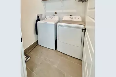 7713 Johanna Park Drive, Houston, TX 77055 - Photo 23