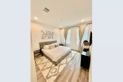 7713 Johanna Park Drive, Houston, TX 77055 - Photo 17