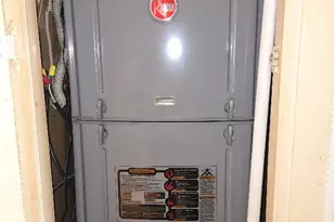 106 N Texas St, Texas City, TX 77591 - Photo 9