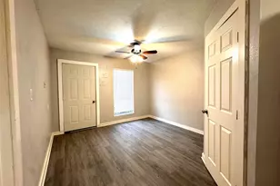 1813 Hatwell St, Houston, TX 77023 - Photo 5