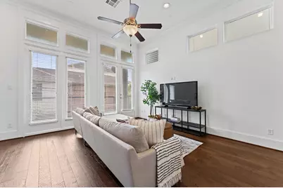 9635 Riddlewood Lane, Houston, TX 77025 - Photo 15