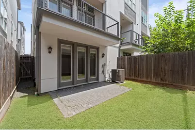 9635 Riddlewood Lane, Houston, TX 77025 - Photo 25