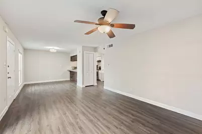 5005 Manor Road #132, Austin, TX 78723 - Photo 23