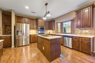 3211 Hickory Grove Ln, Pearland, TX 77584 - Photo 7