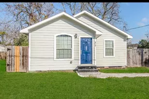 4717 Mallow St, Houston, TX 77033 - Photo 1