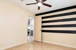 13914 Bonnington Dr, Houston, TX 77034 - Photo 15