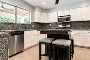 13914 Bonnington Dr, Houston, TX 77034 - Photo 7