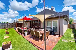 1106 Lasso Ct, Alvin, TX 77511 - Photo 41
