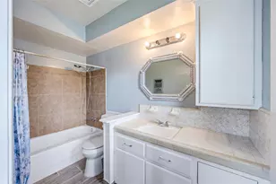 70 Annette Ln, Houston, TX 77076 - Photo 15