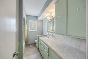 70 Annette Ln, Houston, TX 77076 - Photo 13