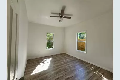 2706 1/2 Berry Street, Houston, TX 77004 - Photo 5