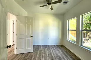 2706 1/2 Berry St, Houston, TX 77004 - Photo 7