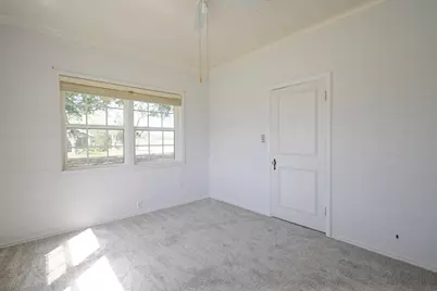 2801 Avenue I, Bay City, TX 77414 - Photo 19