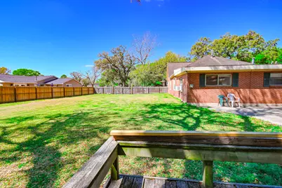 2801 Avenue I, Bay City, TX 77414 - Photo 41