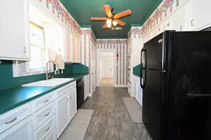 2801 Avenue I, Bay City, TX 77414 - Photo 31